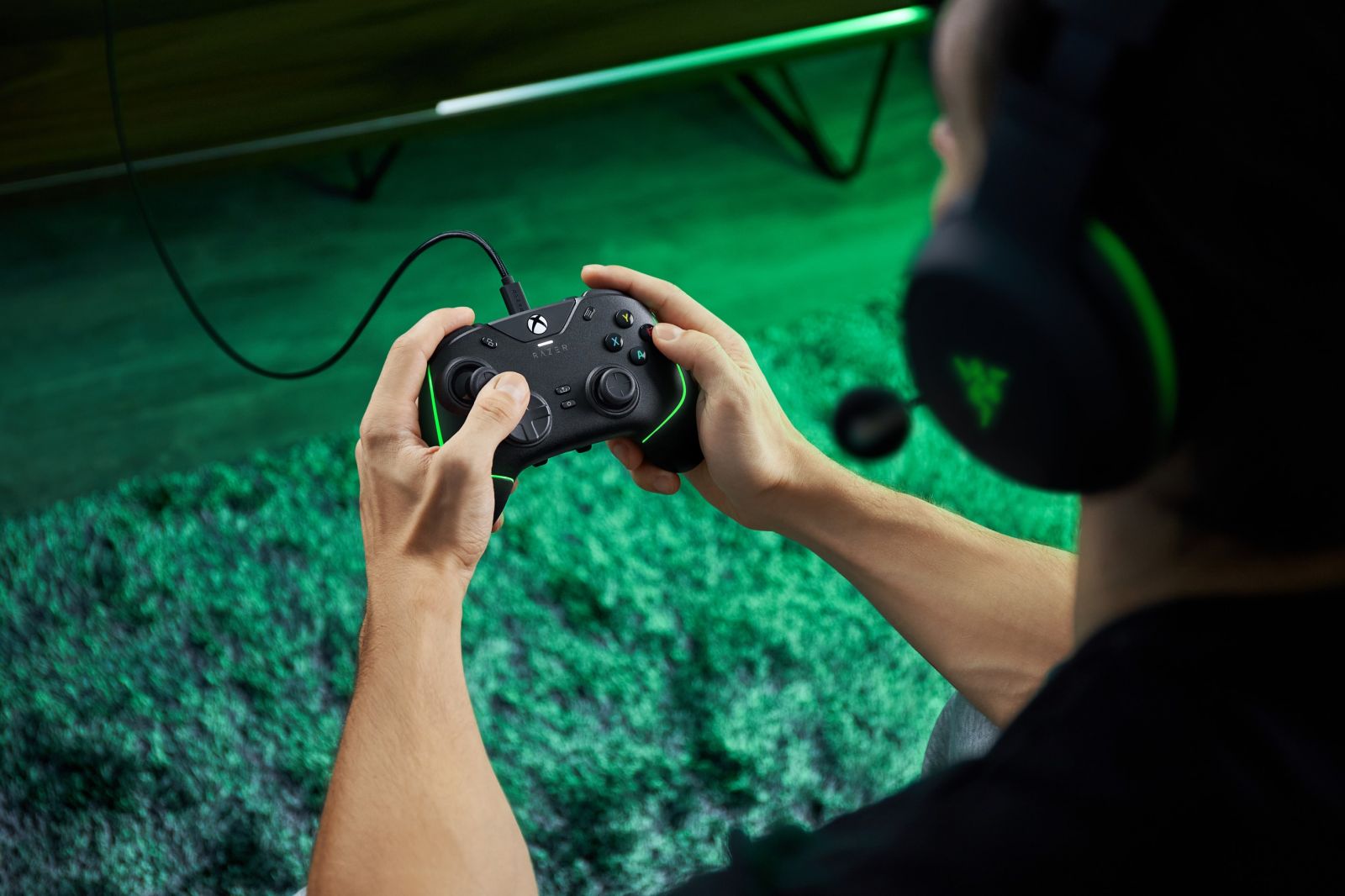 Геймпад Razer Wolverine V2 Chroma (RZ06-04010100-R3M1), за PC/Xbox Series X/S, USB, черен - характеристика 3