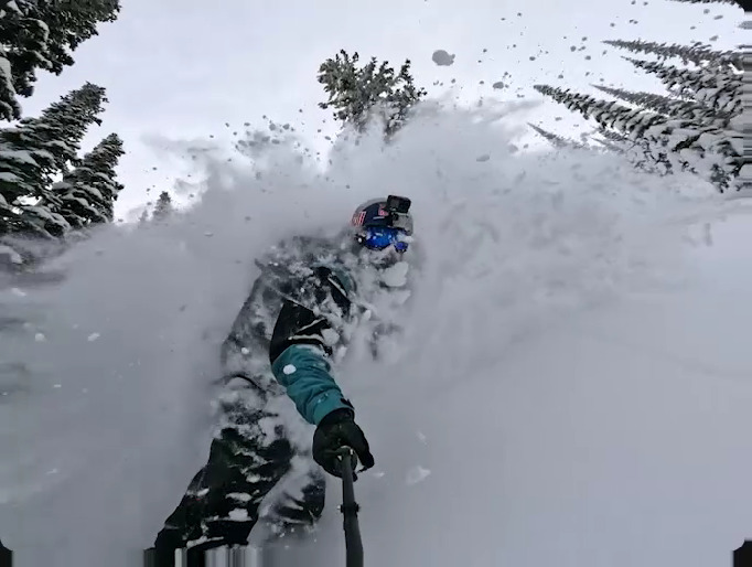 Екшън камера GoPro HERO12 Black, камера за екстремен спорт, 5.3K@60fps, 2.27" (5.76 cm) заден сензорен дисплей/1.4" (3.55 cm) преден дисплей, HyperSmooth 6.0 стабилизация, водоустойчива, 8x Slow motion, Bluetooth, USB-C, Wi-Fi, SDCard, черна - характеристика 1