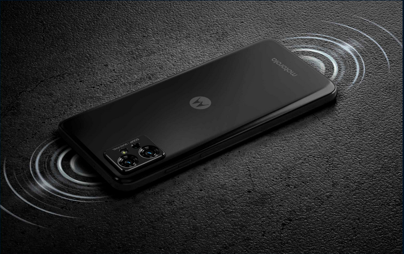 Смартфон Motorola MOTO G32 (сив), поддържа 2 sim карти, 6.5" (16.51 cm)IPS 90Hz дисплей, осемядрен Snapdragon 680 2.4 GHz, 6GB RAM, 128GB Flash памет (+ microSD слот), 50.0 + 8.0 + 2.0 + 2.0 & 16.0 MPix камера, Android - характеристика 1