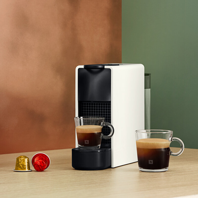 Кафемашина на капсули Nespresso Essenza Mini Green, 1450W, 0.6л. резервоар, 19 бара, автоматично изключване след 9 минути, зелена - характеристика 1