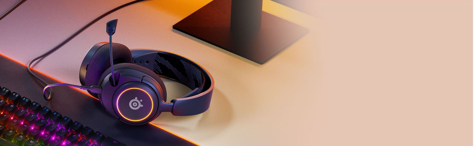 Слушалки SteelSeries Arctis Nova 3, гейминг, микрофон, USB, параметричен еквалайзер Pro-Grade, 360° пространствен звук, PrismSync RGB подсветка, черни - характеристика 2