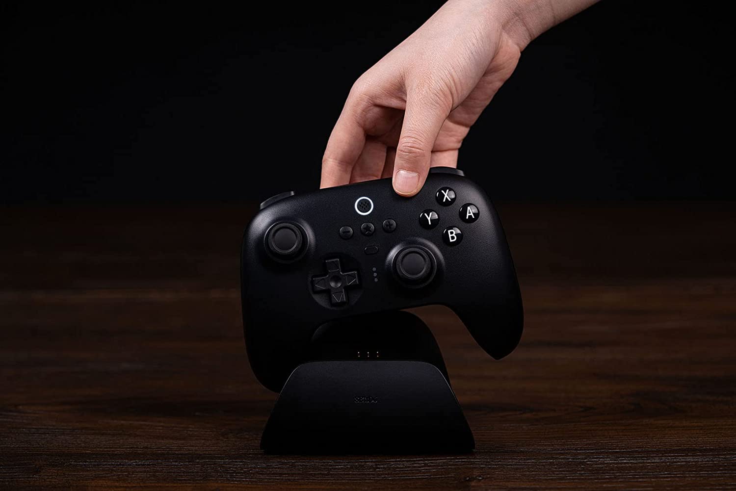 Геймпад 8Bitdo Ultimate Bluetooth & 2.4g Controller with Charging Dock Black, безжичен, за Nintendo Switch/PC, с докинг зарядна станция, Bluetooth, USB, черен - характеристика 1