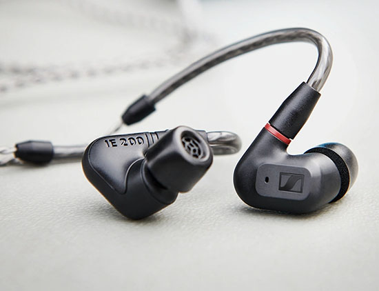 Слушалки Sennheiser IE 200, тип "тапи", преобразуватели TrueResponse, черни - характеристика 1
