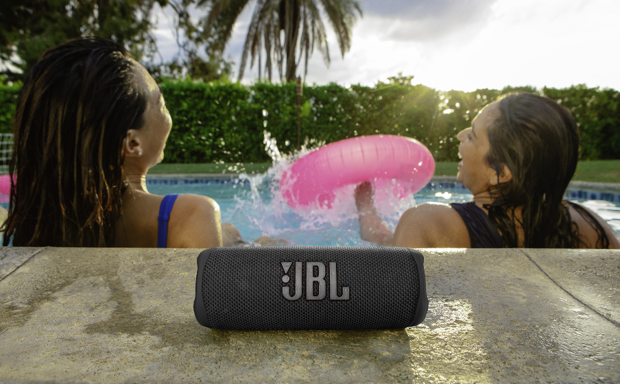 Тонколона JBL Flip 6, 1.0, 30W RMS, безжична, Bluetooth, до 12 часа време на работа, IP67, бяла - характеристика 2