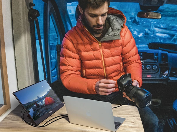 Монитор ViewSonic VP16-OLED, 15.6" (39.62 cm) OLED панел, Full HD, 1ms, 20 000 000:1, 400 cd/m2, mHDMI, USB-C - характеристика 2