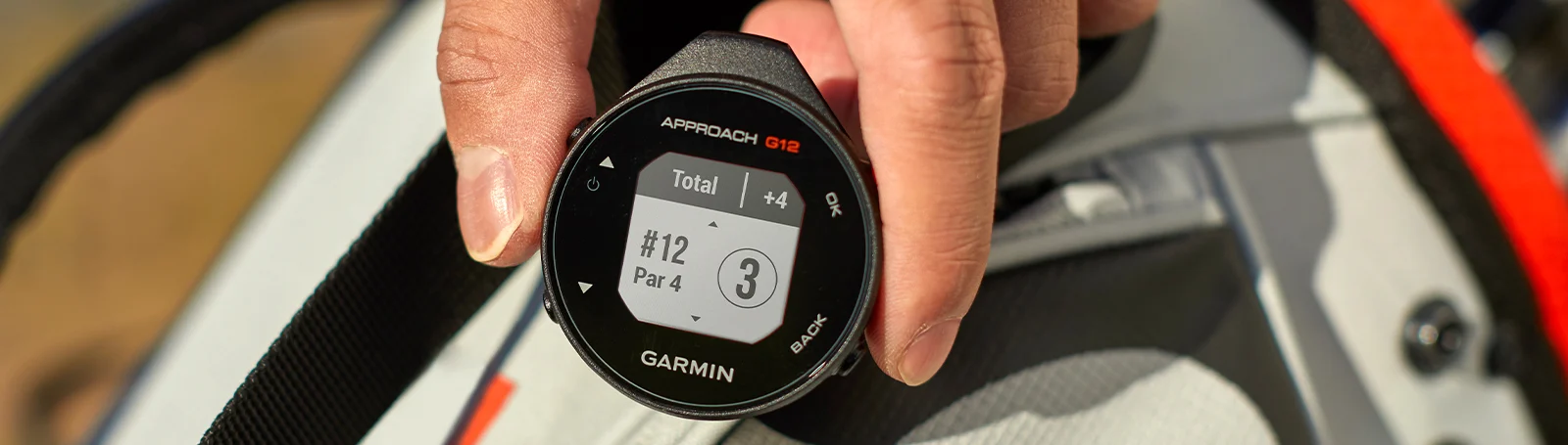 Смарт часовник Garmin Approach G12, 1.08" (2.74 cm) дисплей, за голф, Bluetooth Smart, до 30 часа време на работа, GPS, Garmin Golf приложение, IPX7 водоустойчив, предварително заредени 41000 игрища по целия свят, черен - характеристика 4