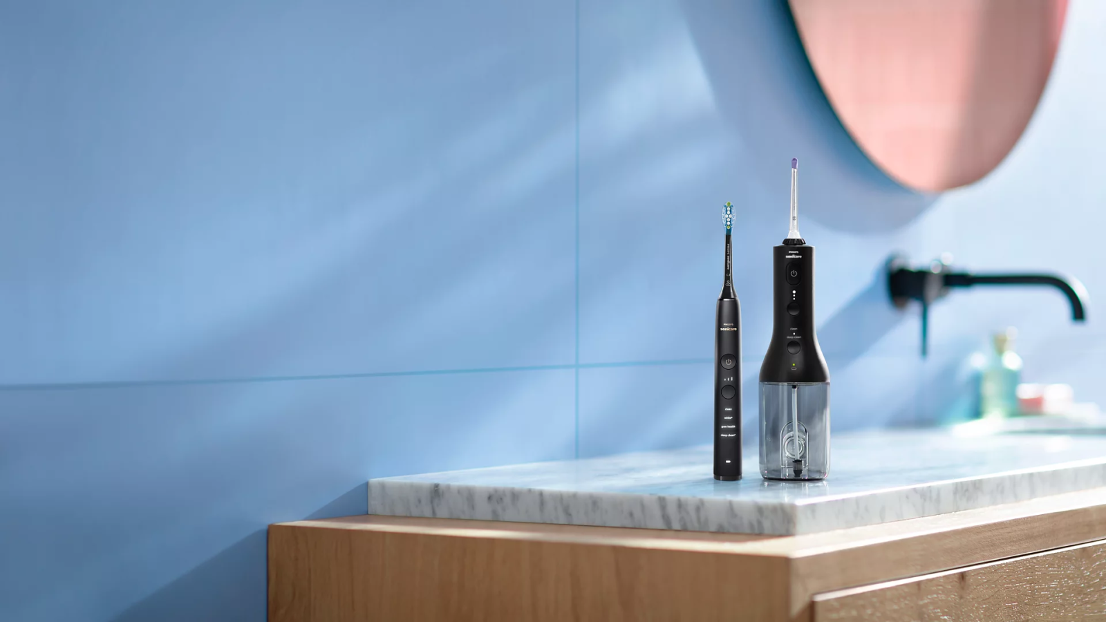 Четка за зъби и зъбен душ Philips HX3866/43, 3 степени на регулиране на струята, до 14 дни време на работа - характеристика 1