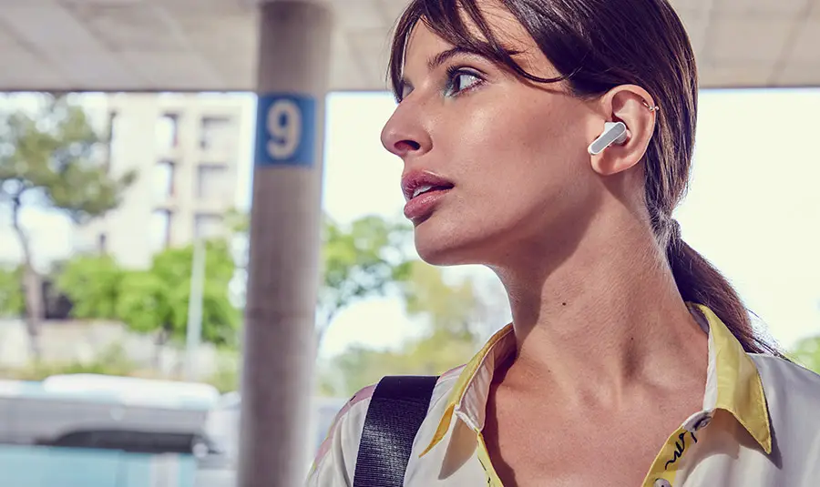 Слушалки Energy Sistem Travel 6, Bluetooth, микрофон, ANC шумопотискане, до 8 часа с едно зареждане, бели - характеристика 2