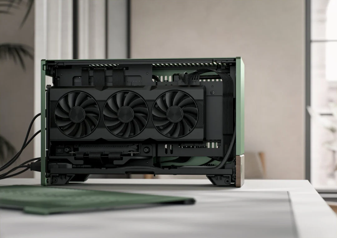 Кутия Fractal Design Terra Silver, Mini-ITX, 1x USB 3.2 Gen 2 Type-C, 1x USB 3.0, сребриста, без захванване - характеристика 3