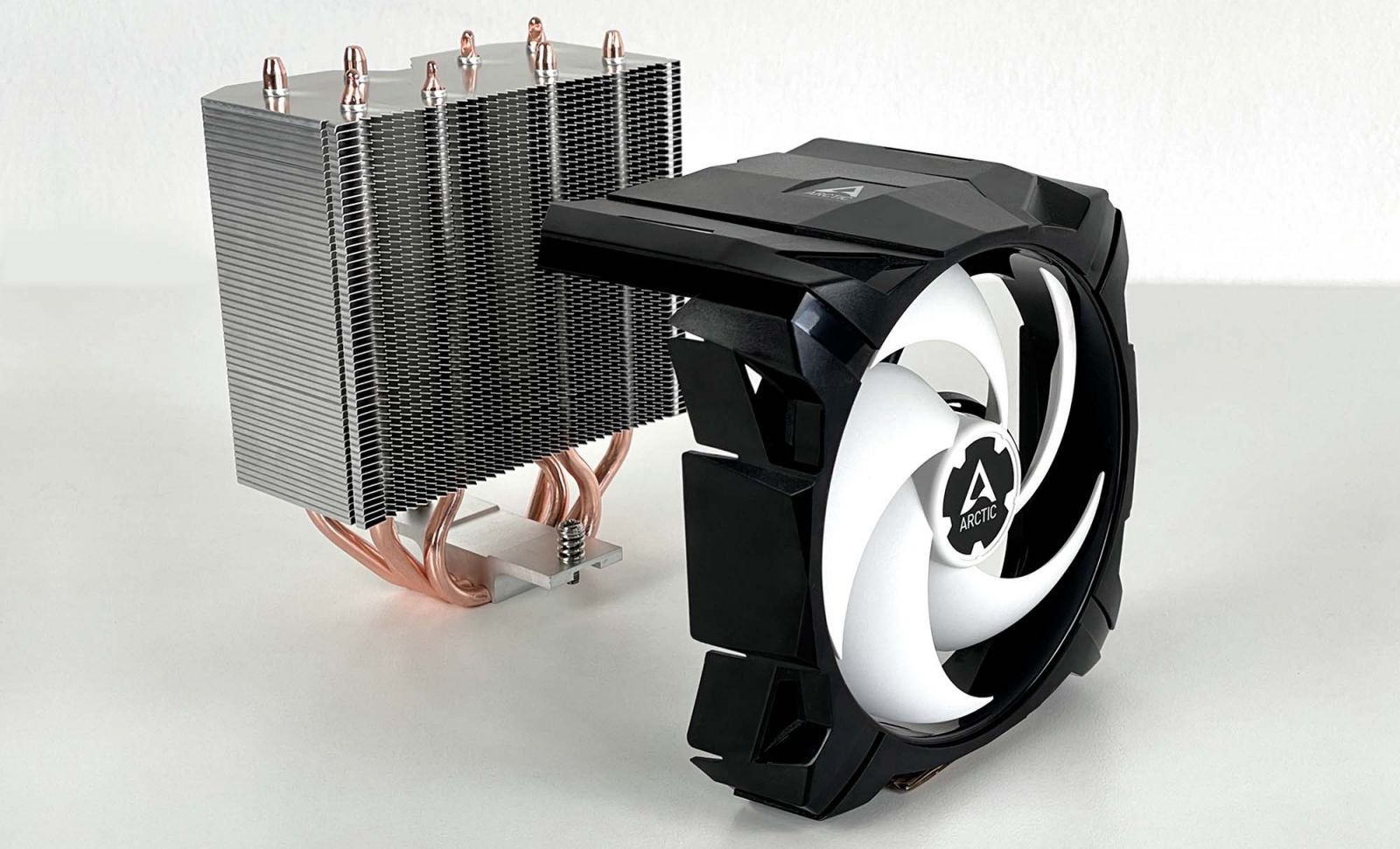 Охлаждане за процесор ARCTIC Freezer i35 (ACFRE00094A), съвместимост със сокети Intel: LGA 1700/1200/115X - характеристика 5