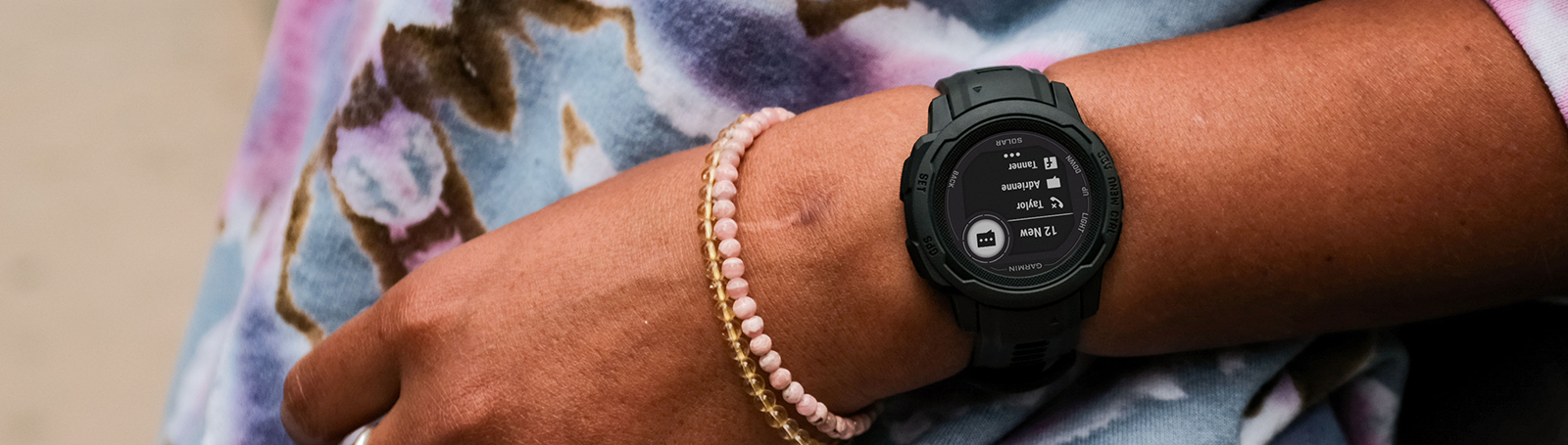 Смарт часовник Garmin Instinct 2S Solar 40mm (Graphite), два прозореца 0.79" x 0.79" (2 cm) трансфлективен MIP дисплей, Bluetooth, ANT+, GPS, 32MB вградена памет, мониторинг на съня, соларно зареждане, 10ATM, до 51 дни време на работа, черен - характеристика 6