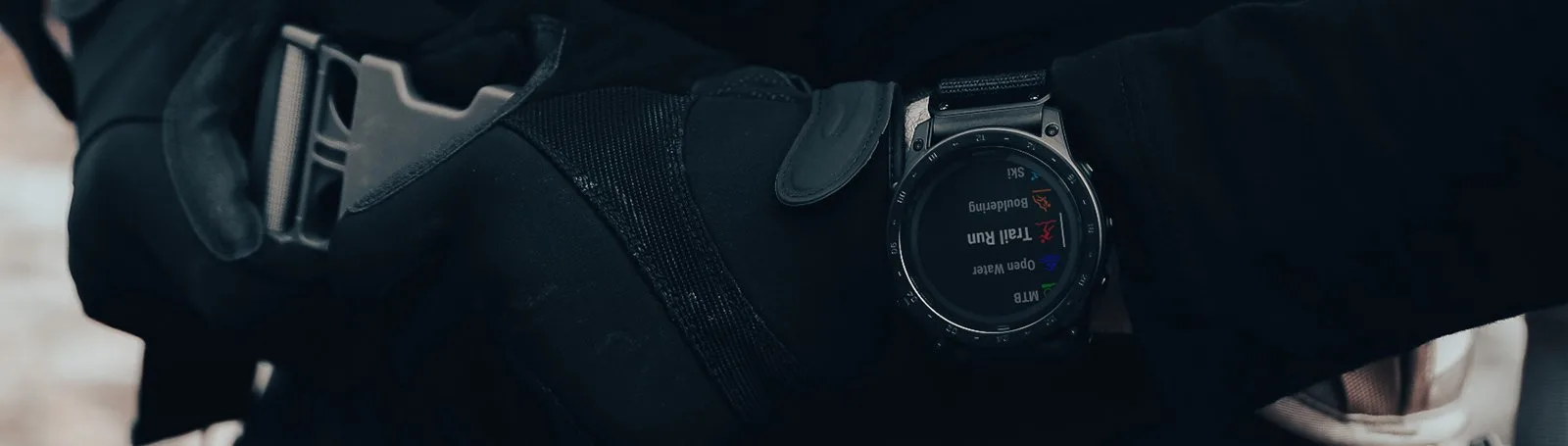 Смарт часовник Garmin tactix 7 Standart Edition, 1.4" (3.56cm) трансфлективен MIP дисплей, до 28 дни време на работа, 10ATM, GPS, спортни режими, пулсоксиметър, следене на съня, Bluetooth, ANT+, Wi-Fi, черен - характеристика 12
