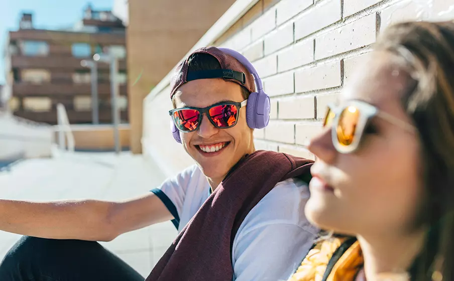 Слушалки JBL Tune 670NC, безжични, микрофон, 32mm драйвери, адаптивно шумопотискане, Bluetooth, до 44 часа време на работа, 3.5mm жак, сини - характеристика 2