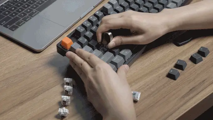 Клавиатура Keychron K8 TKL (K8-P2), механична, Hot-Swappable Gateron Optical Blue суичове, безжична, гейминг, Tenkeyless, RGB подсветка, черна, USB, Bluetooth - характеристика 4