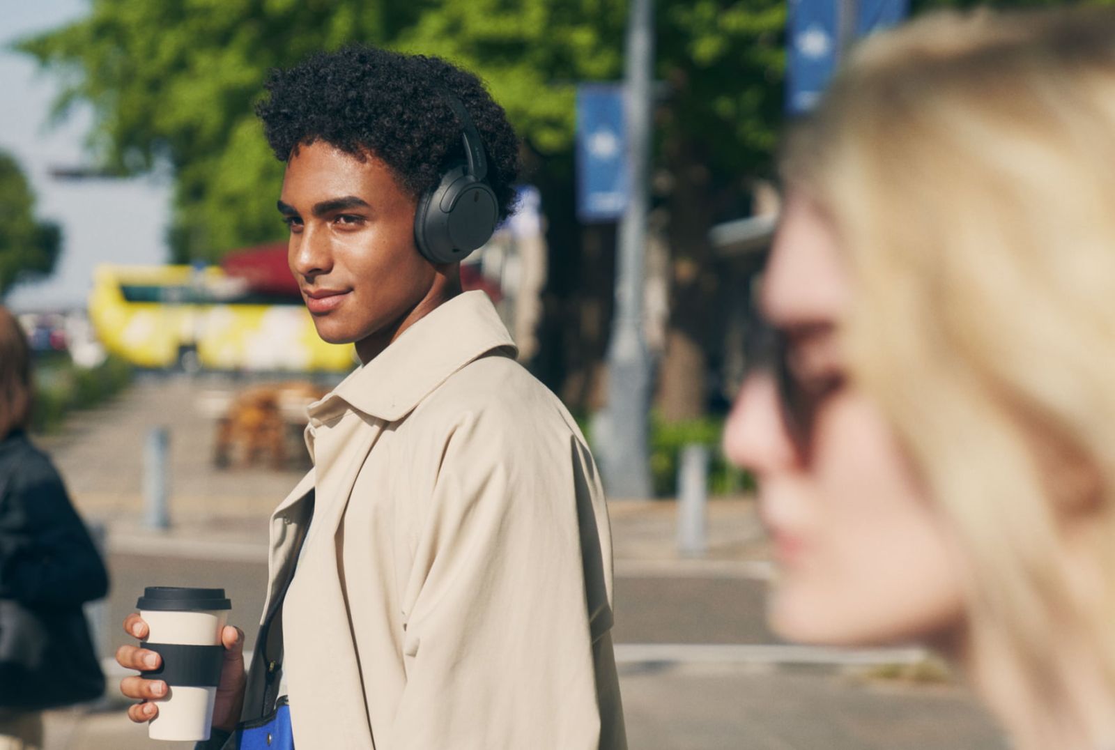 Слушалки Sony WH-CH720N, Bluetooth, 3.5mm жак, микрофон, 30mm мембрани, шумопотискащи, до 40 часа живот на батерията, сини - характеристика 2