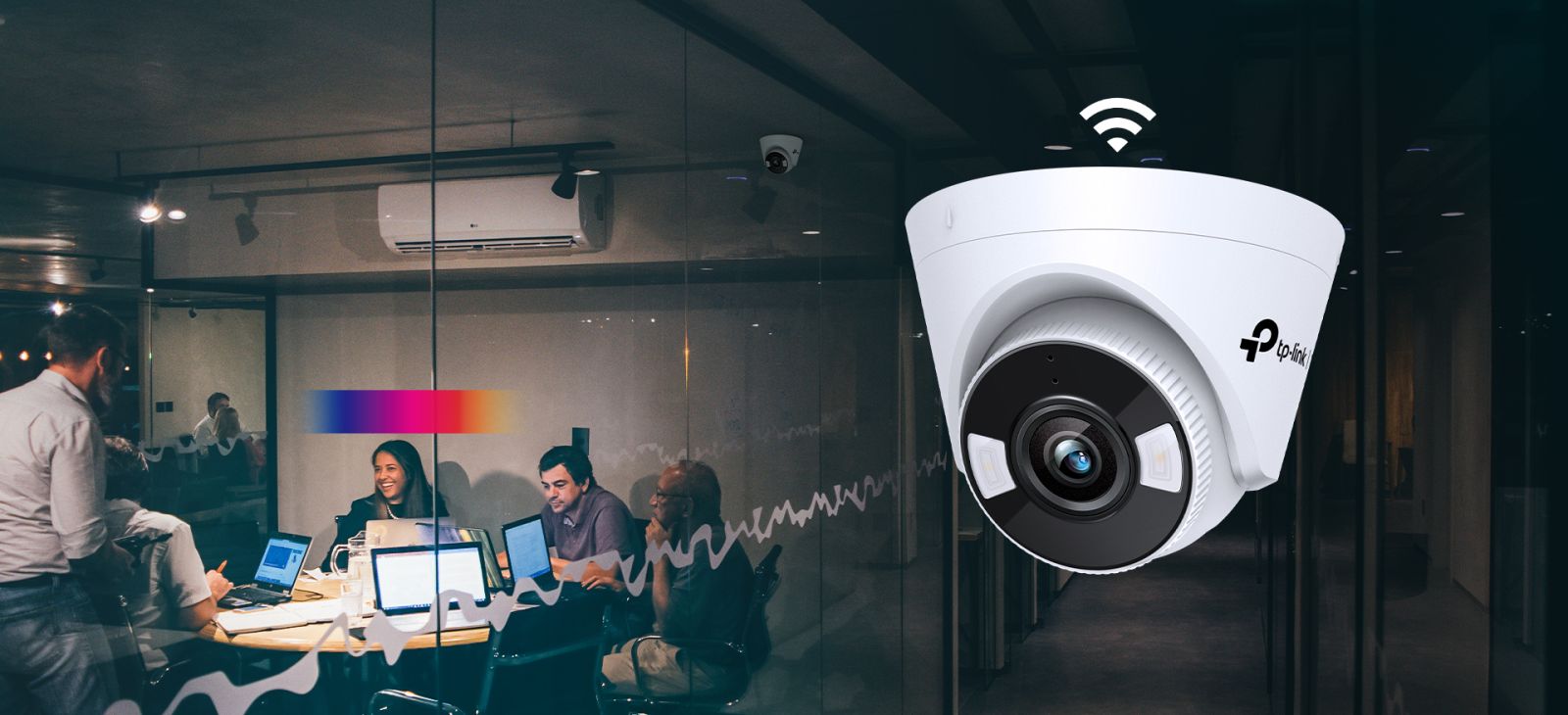 IP камера TP-Link VIGI C440-W, куполна камера, 4Mpix(25601440@30fps), 4mm обектив, H.265+/H.265/H.264+/H.264, IR осветеност (до 30 метра), за вътрешен монтаж, Wi-Fi, RJ-45, PoE (802.3af/at), микрофон, високоговорител, MicroSD слот - характеристика 1