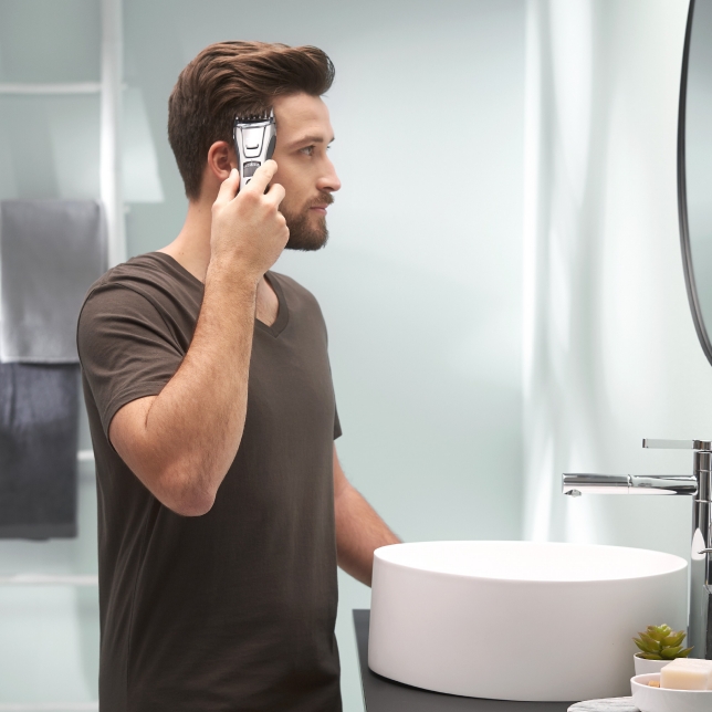 Мултитример Panasonic ER-GB80-H503, за оформяне, измиване за лесна поддръжка, полирани ножчета, до 60мин. живот на батерията, черно/сив - характеристика 6