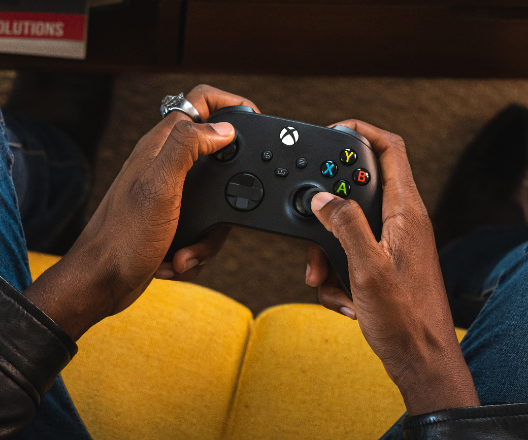 Геймпад Microsoft Xbox Series X Carbon Black + Wireless Adapter, безжичен, за PC/Xbox Series X/S, Bluetooth, USB Type-C, черен - характеристика 1