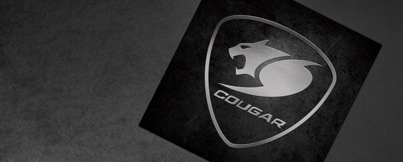 Постелка за под Cougar Command, текстил, 110 x 0.4 x 110 cm, черна - характеристика 1