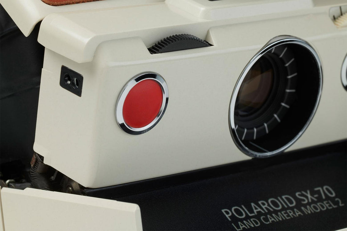 Фотоапарат Polaroid SX-70, автоматични бленда и скорост на затвора, ръчен фокус, сребрист - характеристика 2
