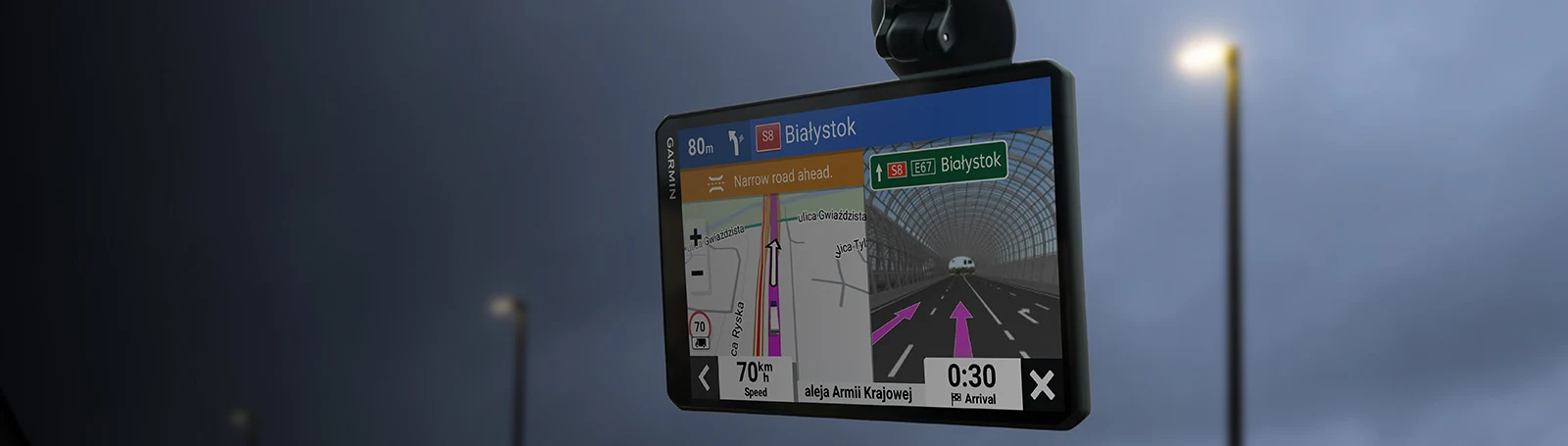 Навигация за кемпер Garmin dezlCam LGV710, 6.95" (17.7cm) IPS сензорен дисплей, 32GB вградена памет, слот за microSD, вградена 1080p@30fps камера, трафик приемник, карта на Европа, безплатни актуализации, Bluetooth, Wi-Fi - характеристика 1
