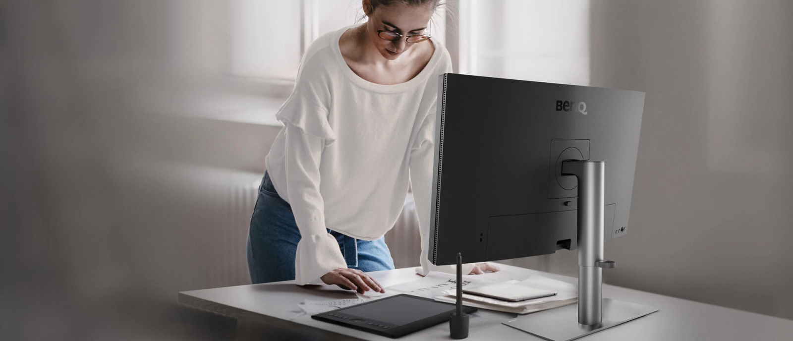 Монитор BenQ PD2500Q, 25" (63,5 sm) IPS панел, 75Hz, WQHD, 4ms, 350 cd/m2, HDMI, Displeyport, mDP, USB - характеристика 3