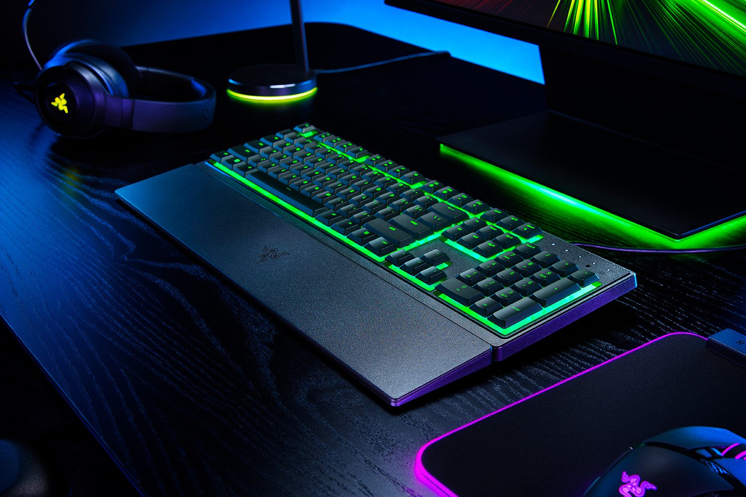 Клавиатура Razer Ornata V3 X, гейминг, Silent Membrane Switches, RGB подсветка, черна, USB - характеристика 2