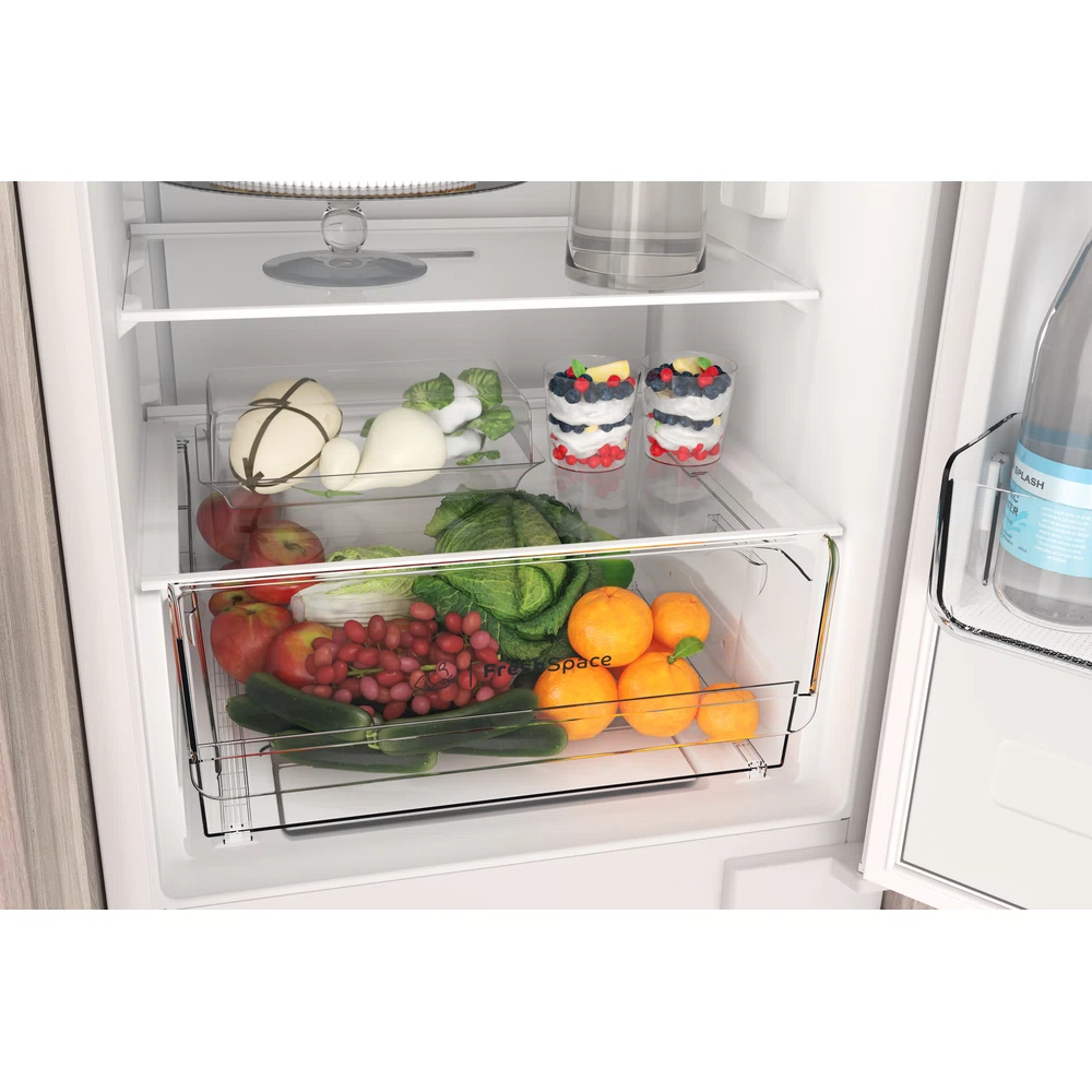 Хладилник с фризер Indesit INC18 T111, клас F, 250 л. общ обем, за вграждане, 280kWh/годишно, Total No Frost, LED осветление, бял - характеристика 2