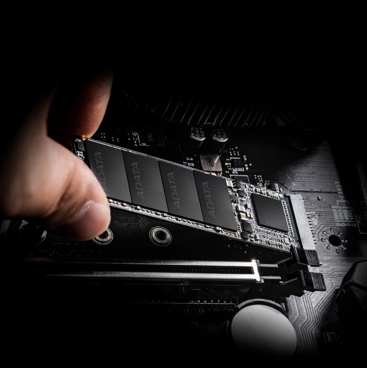 Памет SSD 1TB A-Data XPG SX6000 Pro, PCIe NVMe, M.2 (2280), скорост на четене 2100MB/s, скорост на запис 1500MB/s - характеристика 3