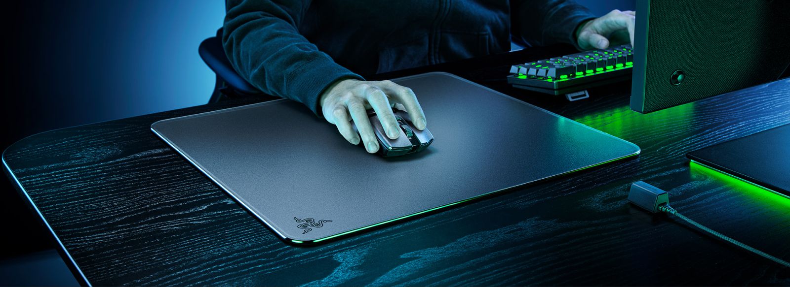 Подложка за мишка Razer Atlas, бяла, 450 x 400 x 5 мм - характеристика 2