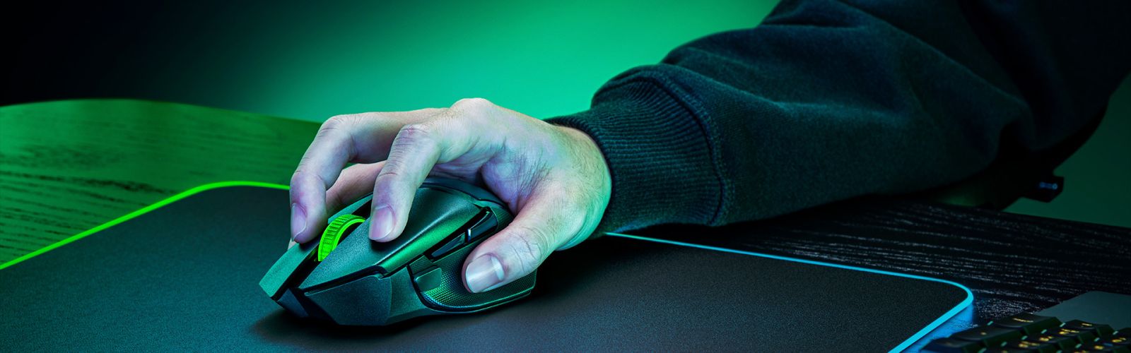 Мишка Razer Basilisk V3 X HyperSpeed, оптична, безжична, 18 000 dpi, Bluetooth, USB, черна, Razer Chroma™ RGB - характеристика 2