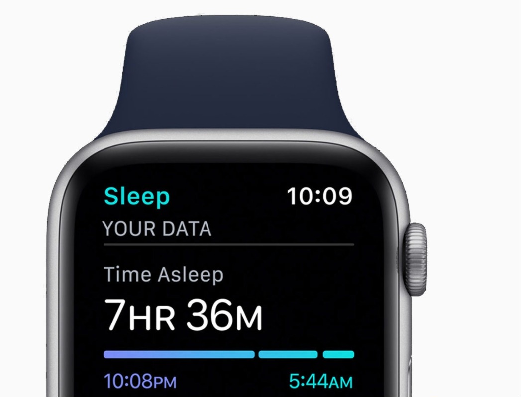 Смарт часовник Apple Watch SE (v2) GPS Space Grey, 40mm, 1.57" (3.99 cm) Retina OLED дисплей, Bluetooth, 50m водоустойчивост, до 18 часа време на работа, 32GB памет, Midnight Sport Band - Regular, сиво-черен - характеристика 7