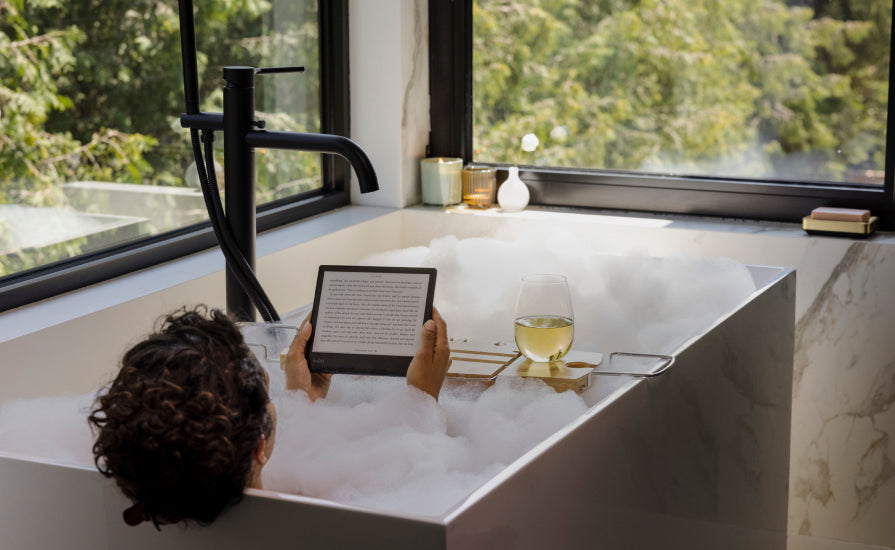 Електронна книга Kobo Sage, 8" (20.32 cm) E-Ink екран, четириядрен процесор 1.8 GHz, Wi-Fi, Bluetooth, USB-C, 32GB Flash памет, IPX8, черна - характеристика 2