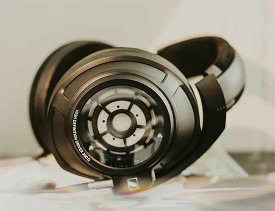 Слушалки Sennheiser HD 820, микрофон, 6Нz до 48kНz честотен диапазон, черни - характеристика 5