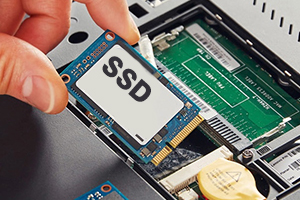 SSD за лаптоп 3 | JAR Computers SSD за лаптоп 3